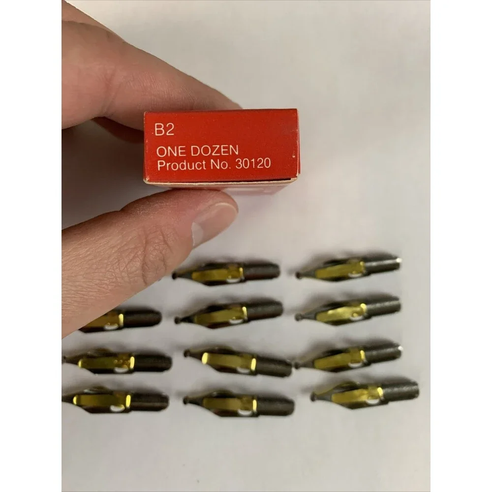 Vintage HUNT SPEEDBALL PENS B-2 Round Calligraphy Pen Ink Nibs Box of 12